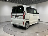 自動車保険・JAFも取り扱っております。また、お客様のご希望で保証延長(有償・一部の車種では取り扱いできません)もご準備しております。