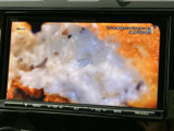 停車中には、TV番組や動画をお楽しみいただけます。長距離移動の際の休憩時間に、リラックスしたひとときを過ごせるでしょう。