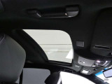 サンルーフ付で明るさと開放感を感じてください。気持ちい走りが更に倍増です。