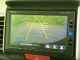 鮮明な地図表示で、目的地へのナビゲーションをスムーズに行えます。運転に集中できる環境を整えてくれます。