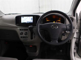 運転席廻りです。