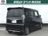 リフレッシュクリーニング「爽・快・車」施工!和歌ル山トヨペットの専門のスタッフが、独自の技術で一台一台丁寧に、内外装の清掃や除菌抗菌。下廻りやエンジンルームなど普段見えないところもキレイに仕上げます!