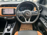 運転席 視界がよく操作しやすいスイッチ類がドライブをサポートいたします!