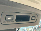 荷物を置いてクルマから離れると自動で閉扉する「予約クローズ機能」が付いたパワーテールゲート!