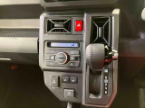 納車前にはプロのメカニックが、各部の点検を行います。ディーラーにしか出来ない品質、そしてサービスできっと満足していただけると思います!