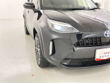 フォグランプ装着車です。暗い夜道の車両前方を明るく照らします