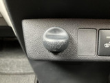駐車時の安全性を高めるバックモニター。狭い場所でも安心して駐車できます。後方の状況をしっかり確認し、安全運転をサポートします。
