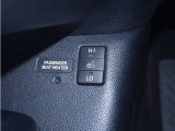 運転席シートヒータースイッチ