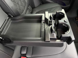 BMW専門のメカニックが、100項目にも上るポイントを徹底的にチェック。交換基準に達した部品があれば、弊社負担にて交換後、お客様へご納車致します。