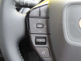 ブルートゥースに接続すれば、スマホに入れている音楽が聞けたり運転中に電話がかかってきてしまった場合もハンドルから電話を取ることができます!