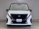 セレナ 1.4 e-POWER ハイウェイスターV 90周年記念車 
