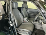 シート表皮は専用のクリーナーできれいにクリーニングしていて清潔に保たれています