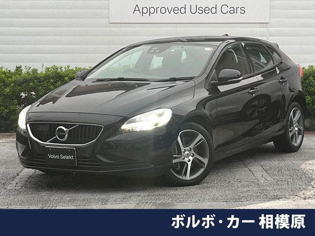 ボルボ V40 