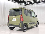 女性に人気の軽自動車!初心者でも運転しやすく小回りもききます!