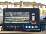 後方確認をサポートするモニターが搭載されています。駐車時や狭い道での運転を安全に行えます。運転の苦手な方にもおすすめです。