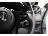 Hondaセンシングの機能のひとつ、アダプティブクルーズコントロール付!アクセルから足を離しても設定したスピードと前車との車間を保ち走行してくれます!車線維持もアシスト☆高速道路で疲労軽減ですね☆