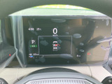 視認性の高いメーター類で、運転に必要な情報をしっかり確認できます。運転状況を的確に把握し、安全運転を心がけましょう。