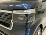 LEDヘッドライトは、点灯の瞬間から最大光量を発揮し、突然暗くなるトンネルなどでの安定感を高めます。