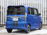 お支払いはホンダクレジットをご利用ください。運転免許所をご持参いただければ審査が可能です。また月々のお支払金額を抑えられるなど、メリットがいっぱいの据え置きクレジットもご用意しております。