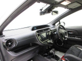 ダイハツのお店では、ダイハツ車を知り尽くしたプロフェッショナルが、専用の診断機器を使って各システムを点検しております。