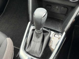 スカイアクティブドライブ(6速AT)搭載♪滑らかな加速、スムーズな変速、ダイレクト感のあるシフトフィールという、従来の全てのトランスミッションのメリットを集約しました♪
