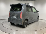 自動車保険・JAFも取り扱っております。また、お客様のご希望で保証延長(有償・一部の車種では取り扱いできません)もご準備しております。