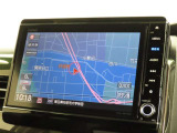 ホンダ純正8インチナビVXU-185NBiを装備しております。