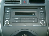 純正のオーディオが付いております。ラジオ、CDの再生が可能です。
