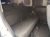ゆとりのある2列目シートです。両側が電動のスライドドアとなっているので、狭い駐車スペースでも乗り降りラクラクです!