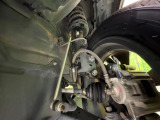 お車を安心してお乗りいただく為には、足回りの定期点検が欠かせません。サービスサポート(有償保証)では無料点検もご提供しており、安心のカーライフをお過ごしいただけるサポート体制が整っています。