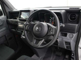 運転席廻りです。