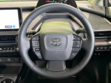 【純正革巻きステアリング】上質な革を使用することで、手にしっかり馴染みとても運転しやすいハンドルです♪