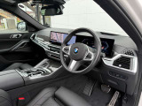 BMW専門のメカニックが、100項目にも上るポイントを徹底的にチェック。交換基準に達した部品があれば、弊社負担にて交換後、お客様へご納車致します。