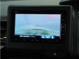 ◆バックカメラ◆リバースにするだけで映ります、後方の安全確認や、狭い駐車場での車庫入れ、雨の日や夜間など視界の悪い時に便利です!安全にバックする為には欠かせない装備です。