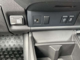 運転席回りのスイッチ類です。