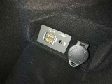 シガーソケット用の充電器が使用可能です!