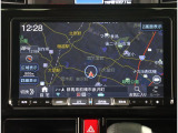 ビ付きですので初めての場所や遠出に大活躍!Bluetoothでお使いのスマートフォンやミュージックプレイヤー接続することで音楽の再生もできます!!またフルセグ(ワンセグ)でのテレビの視聴も可能!!