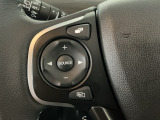 ステアリングリモコンは、運転中でも簡単に音量調整やチャンネル変更もできます!わき見運転防止にもつながるので安心です♪
