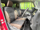 運転席シート廻りは使用感も少なく、良好な状態となっています。丁寧に使われていたことがよくわかりますね。