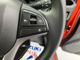 手を離さず安全装備操作【アダプティブクルーズコントロール】(車線逸脱抑制機能付)。