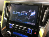 【BIG-X10インチナビ】人気の大画面BIG-Xナビを装備。専用設計で車内の雰囲気にマッチ!ナビ利用時のマップ表示は見やすく、テレビやDVDは臨場感がアップ!いつものドライブがグッと楽しくなります♪