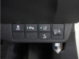 ◆障害物センサー◆車庫入れの時などに近くに障害物がある場合、障害物までの距離を音で知らせてくれます。