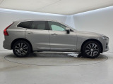 全国のVOLVOからお取り寄せが可能※!遠方の店舗に展示してあるクルマが気になる場合も、最寄りの店舗でご購入ただくことが可能です!是非私たちに要望をお聞かせください!※別途費用