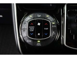 運転席と助手席、それぞれ温度調節ができ、オールシーズン快適なオートエアコンとなっております!