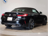 BMWのお車は、&ldquo;駆け抜ける歓び&rdquo;を体現しております。走行の安定性とコーナリングの良さを追求し、思い通りにハンドルの操作可能です。