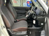 シートリフター付きなので様々な体格の方が運転できます!