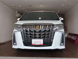 ワイド&ローのスタイルで走行安定性もばっちりです。運転しやすくロングドライブも安心です。