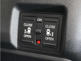 ◆両側電動スライドドア◆狭い駐車場でも乗り降りが楽々♪お子様が隣の車にドアを当ててしまう心配もございません!小さなお子様連れの方もこれで安心。