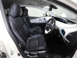 ゆったり室内で運転もしやすいです♪使い勝手の良い配置も考えられています!!