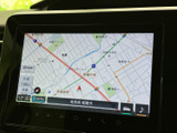 わかりやすい地図表示で、目的地までスムーズに案内してくれます。運転に集中できるサポート機能です。